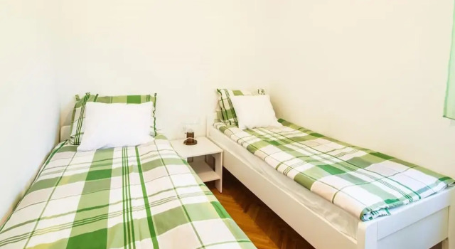 Alluring Apartment in Ičići with Terrace, Забронировать Апартаменты/квартира Отели Opatija Riviera с парковкой, Парковка