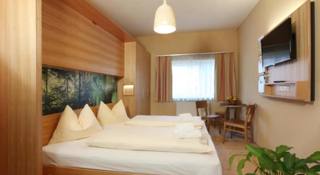 Трёхместный номер Standard JUFA Hotel Murau