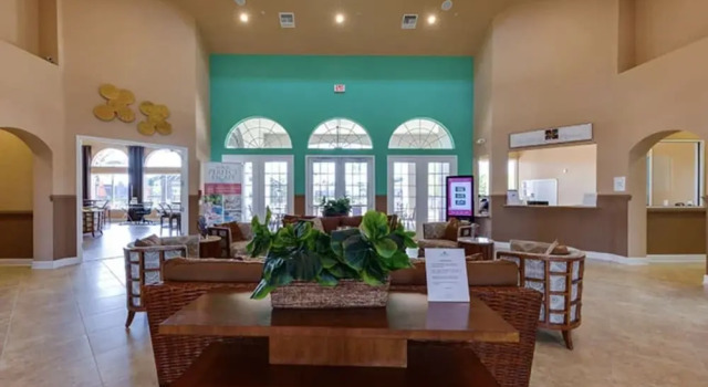 Stunning Lake View, Big Pool Area With CDC Standards #6bv507