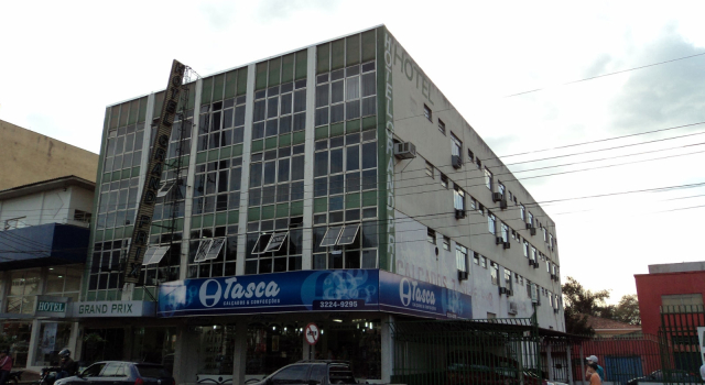 Grand Prix Hotel