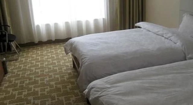 Shenchuan Hotel, Boek Hotel Hotels en accommodaties in Diqing, Hotel