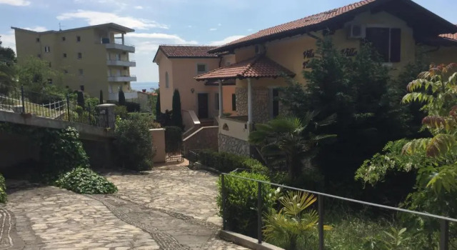 Апартаменты Villa Flora