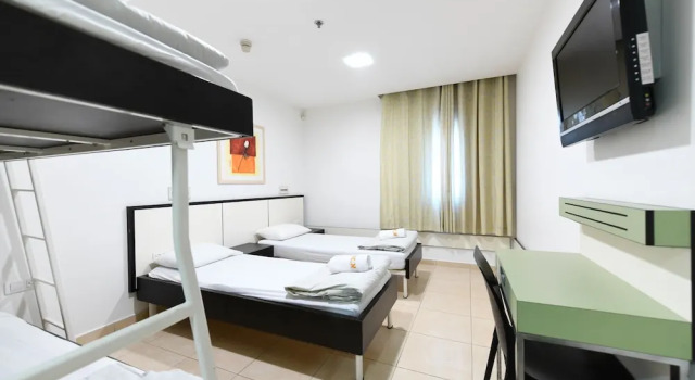 Номер Standard с частичным видом на море HI - Eilat Hostel