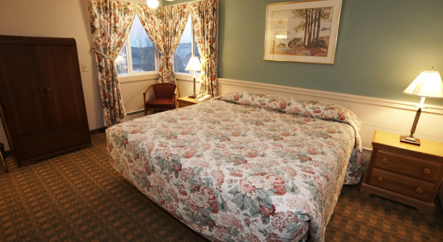 The Mountain Inn at Killington, Varaa Hotelli Hotellit New England uima-altaalla, Uima-allas