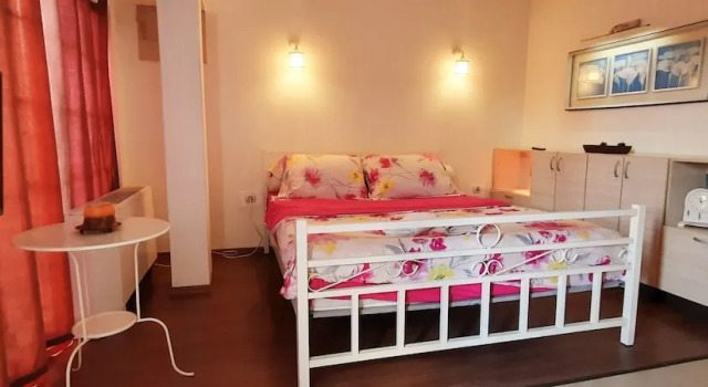 Двухместная студия с видом на бассейн Aloha Apartments with pool