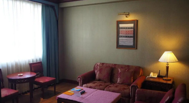 Полулюкс Charoen Thani Hotel, Khon Kaen