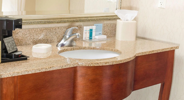 Четырёхместный номер Standard Hampton Inn Littleton