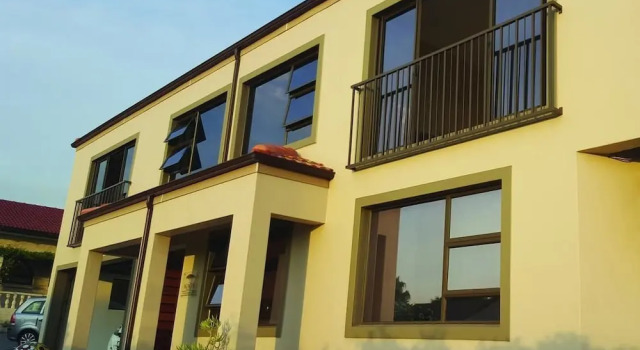 Acacia House