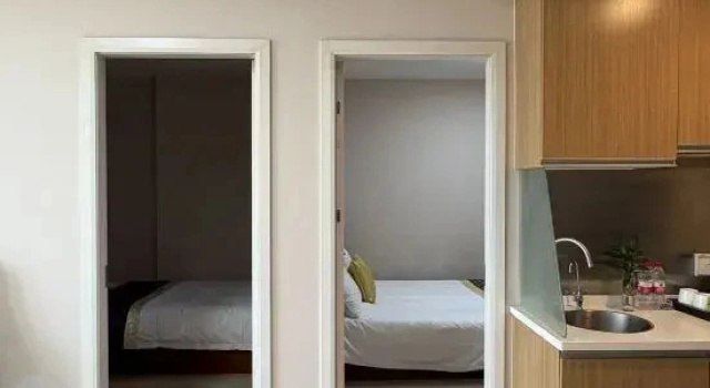Трёхместный люкс Deluxe Sweetome Vacation Rentals (Greenland Wei Mansion)