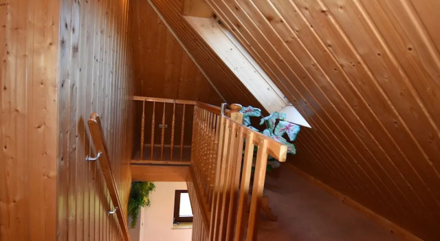 Кровать в общем номере с 6 комнатами Snug Apartment in Kröpelin Germany