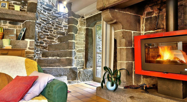 Inviting holiday home in Huelgoat with terrace, Rezerwuj Hotel  