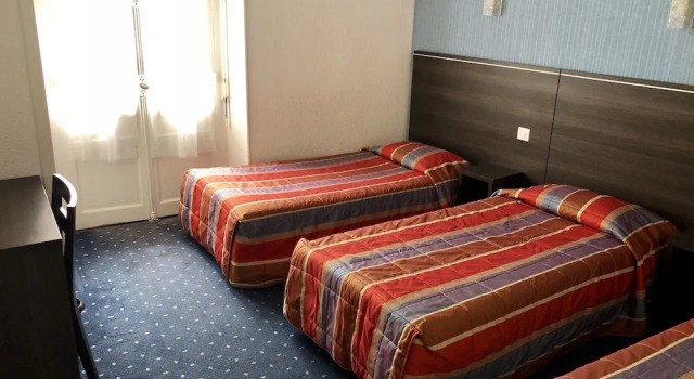 Hôtel Métropole, Забронировать Отель Отели Лурд с парковкой, рядом с Приходская церковь Сакре-Кёр, Парковка