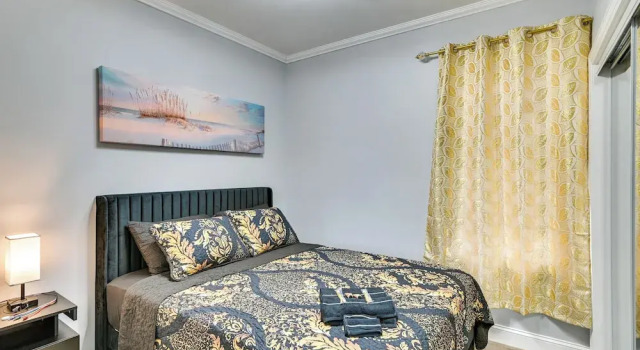 2 Mi to Downtown: Charming Apt in Schenectady!, Buchen Sie Ferienwohnung Schenectady 