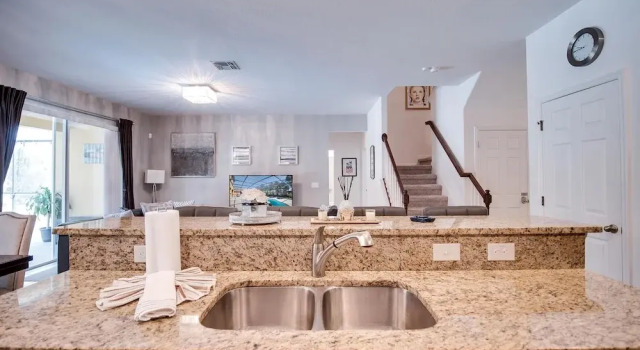 Коттедж Blissful Retreat 6 Bedrooms