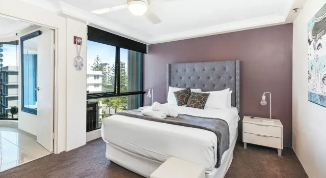 Номер Standard c 1 комнатой с балконом и с видом на сад Aegean Apartments Surfers Paradise