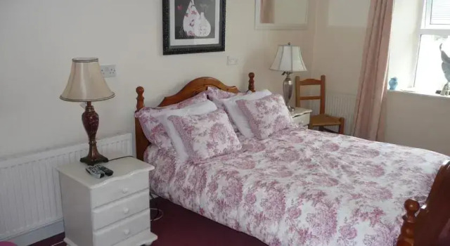 Gliondar Croi, Prenota Hotel Doolin 