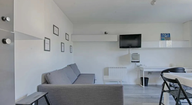 Nice 2 Room Apartment With Terrace - Vieux Nice, Забронировать Апартаменты/квартира Ницца Приморские Альпы, рядом с Набережная Соединенных Штатов