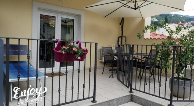 Апартаменты c 1 комнатой Modern Stylish Apartment near Beach
