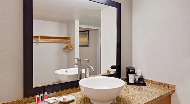 Люкс Days Inn & Suites by Wyndham Arcata