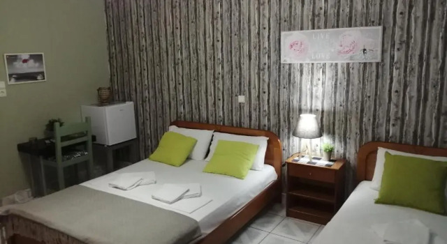 Hotel Efyra, Prenota Hotel Kanallaki 