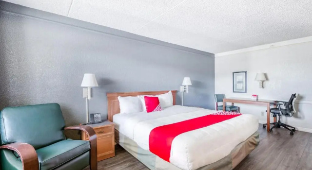Четырёхместный номер Standard Baymont by Wyndham Nacogdoches Near University