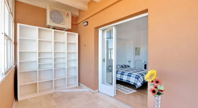 Salaria Apartment