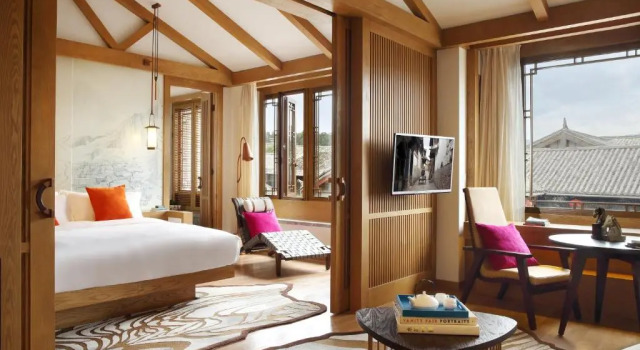 Двухместный люкс Hotel Indigo Lijiang Ancient Town by IHG