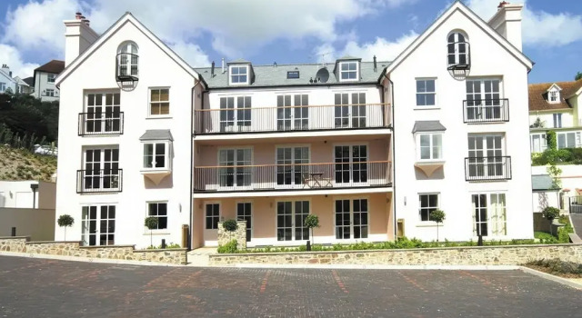 6 Combehaven