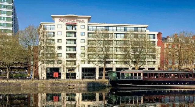 Номер Executive Mercure Brigstow Bristol Hotel