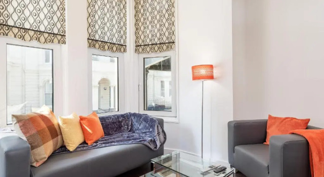Апартаменты с 2 комнатами Strathmore House Apartments
