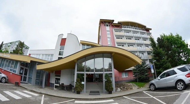 Alexandra Šport Hotel