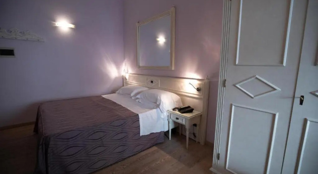 Двухместный номер Standard с видом на сад Hotel London