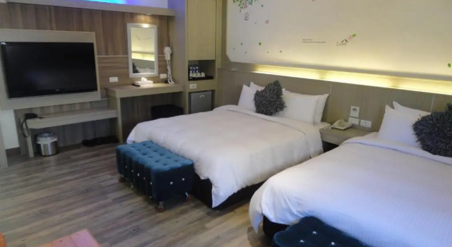 Семейный люкс Royal Hotel