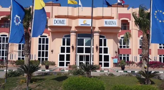 Dome Marina Hotel & Resort, Rezervați Stațiune Hoteluri all inclusive în As Suways, All Inclusive