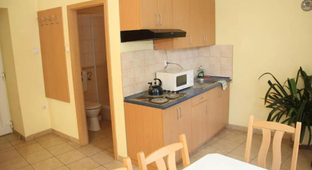Апартаменты Economy Afrodité Apartmanok