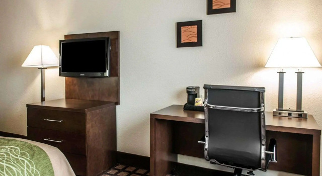 Двухместный номер Standard Baymont by Wyndham Richmond I-70