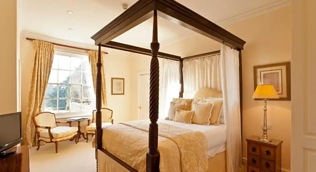 Двухместный номер Standard с видом на сад Rowton Hall Hotel and Spa