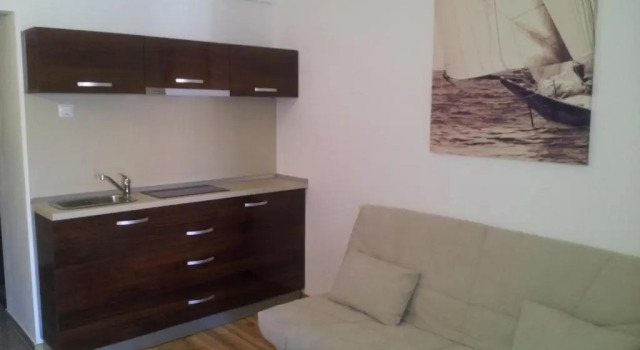 Studio Montana, Забронировать Отель Отели Пояна-Брашова с парковкой, рядом с Lupului, Парковка