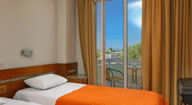 Трёхместный номер Standard Park Hotel