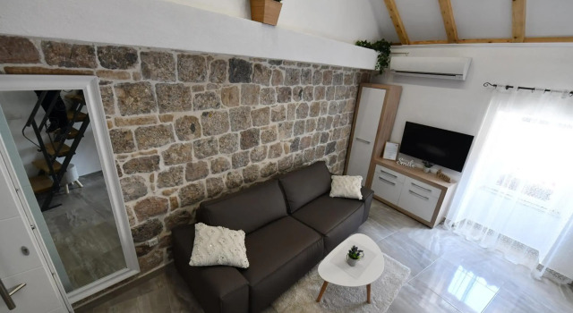 Apartment Lavanda, Забронировать Апартаменты/квартира Синь Dalmatian Zagora
