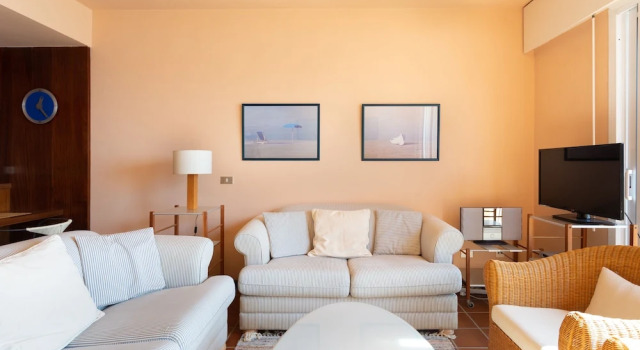 Beach Life Apartment, Exclusive Seafront Triplex, Book Apartment Hotels in Tenerife with Parking, Parking