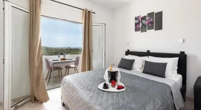 Anna Anton Apartment