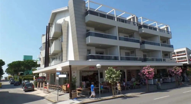 Cozy Accommodation 200m From the sea, Забронировать Апартаменты/квартира Бибионе-Пинеда Венето