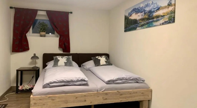 Коттедж Berg Fux - Zwei Ferienhäuser mit je 5 und 6 Schlafzimmern mit eigener Dachterrasse - fantastischem Bergblick - Weber Gas Grill