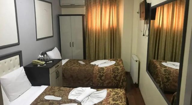 Трёхместный номер Meddusa Hotel
