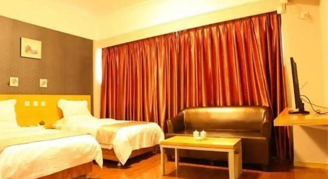 Ramada Encore by Wyndham Qingdao Shinan