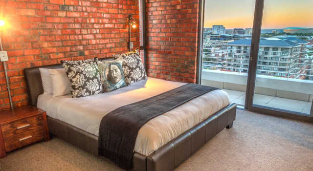 Cape Town Penthouse, Забронировать Отель Отели Кейптауна 3 звезды, рядом с Замок Доброй Надежды, 3*