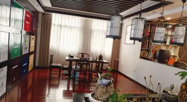 Zhaotong Fengyu Hotel (Wanghai Cultural Park), Buchen Sie Hotel Hotels in Yunnan mit Parkplatz, Parkplätze