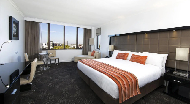 Watermark Hotel Brisbane, Забронировать Отель Отели Брисбна 4 звезды, рядом с Баптистская церковь Windsor Road, 4*