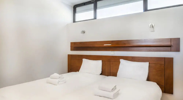 Pé do Lago 1 Bedroom Apartment with Pool